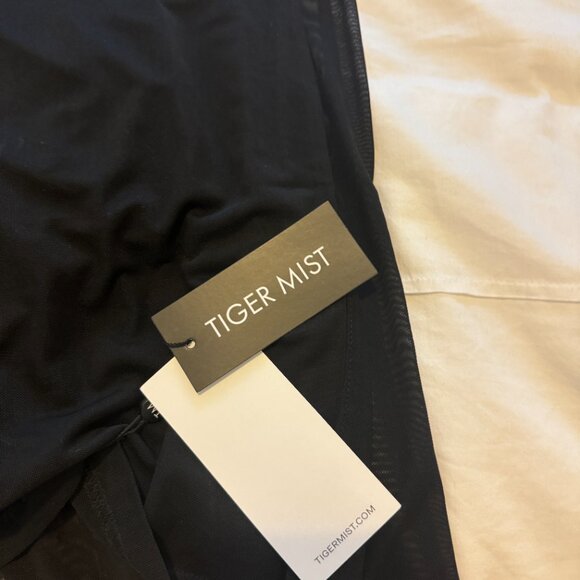 Tiger Mist Kynlee Dress - Picture 4 of 5